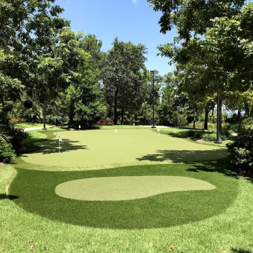 A beautiful golf green made of quality synthetic grass.